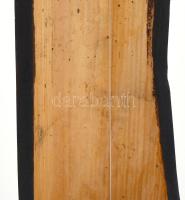 Afrikai húros dob hangszer, faragott fej résszel, h: 47 cm