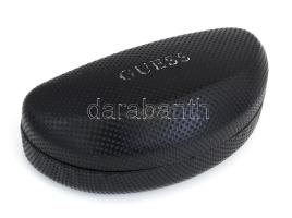 Guess női napszemüveg, törlővel, tokban