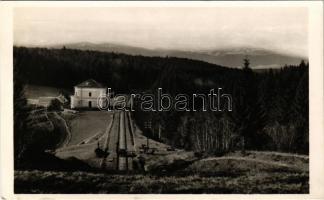 1941 Kőrösmező, Jaszinya, Yasinia; Havasalja Páncélház, vasútállomás hajtánnyal / railway station with handcar (fa)
