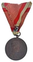 1917. "Károly Bronz Vitézségi Érem" bronz kitüntetés mellszalagon. Szign.: Kautsch T:XF Hu...