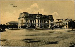 1909 Kassa, Kosice; Múzeum. Nyulászi Béla kiadása / museum (ázott sarok / wet corner)