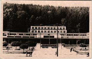 1945 Lázne Luhacovice, Bad Luhatschowitz; spa hotel