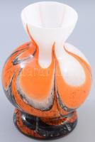 Murano anyagában iparművész színezésű váza, hibátlan, jelzés nélkül, m: 21 cm