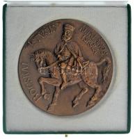 ~1990. "Bocskai István Általános Iskola" egyoldalas bronz emlékérem tokabn (96mm) T:AU
