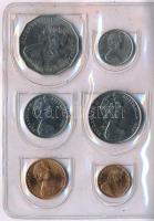 Ausztrália 1982. 1c-50c (6xklf) forgalmi szett zöld "XII Commonwealth Games Brisbane" műbőr tokban T:UNC Australia 1982. 5 Cents - 50 Cents (6xklf) coin set in "XII Commonwealth Games Brisbane" green faux-leather case C:UNC