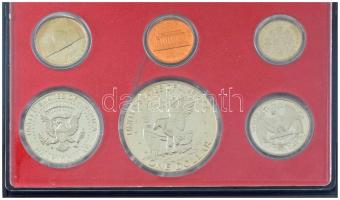 Amerikai Egyesült Államok 1977S 1c-1$ (6xklf) forgalmi sor eredeti műanyag tokban T:PP USA 1977S 1 Cent - 1 Dollar (6xdiff) coin set in original plastic case C:PP