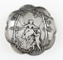 Ezüst (Ag) tálka, figurális plasztikus díszítéssel jelzett 57,6 g d: 9 cm