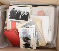 Partizán hagyaték Báthori Sándorné partizán szövetség oszlopos tagjának nagy hagyatéka. Kb 50 db fotó partizán találkozókról, oklevelek, könyvek, igazolványok, kézzel írt visszaemlékezések a háború alatti bevetésekről, Magyarországon és a Felvidéken.