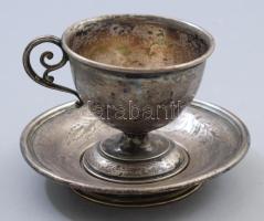 Ezüst (Ag) csésze alátéttel. Jelzett, dianás jelzés, mesterjeggyel jelzett, 123g