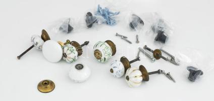 6 darab porcelán és pár egyéb fiók gomb