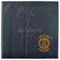 Használt négygyűrűs berakó, 21 darab berakólappal