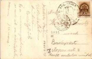 1940 Szászrégen, Sächsisch-Regen, Reghin; bevonulás, náci horogkeresztes zászlók / entry of the Hung...