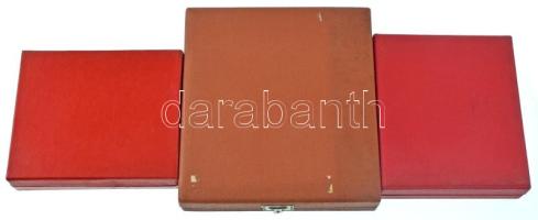 ~1970. 3db klf sportmunkát elismerő plakett Kállai Jenő számára eredeti tokokban, közte "1945-1...