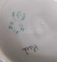 Hollóházi, kottából éneklő kislány, kézzel festett, hibátlan, jelzett 17 cm