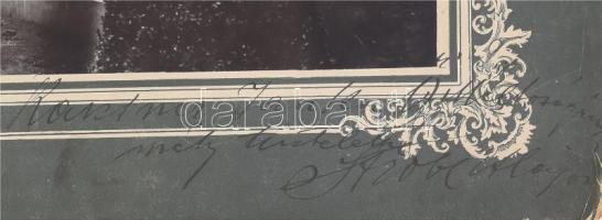 1910 Nagykőrös ? Arany János emlékmű. A képen kisfaludi Stróbl Alajos szobrász az emlékmű alkotója, ...