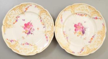 2 db KPM fajansz tányér. Matricás, jelzett, kopással d: 23 cm