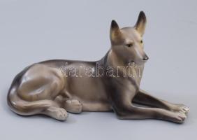 Hollóházi németjuhász. Jelzett, h: 21 cm