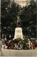 Rozsnyó, Roznava; megkoszorúzott Kossuth Lajos szobor. Fuchs Adolf kiadása. Vogel D. felvétele / wreathed Kossuth monument (fl)
