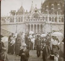 1905 Budapest, látványos üveg diák gyűjteménye: A Halászbástya a megnyitás után, Vár,, látkép a Várb...