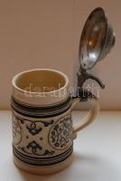 Ónfedeles porcelán söröskorsó / Chinaware beer-jug 0,5 l, 15 cm