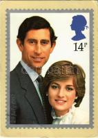 1981 The Prince of Wales and Lady Diana Spencer (gyűrődések / creases)