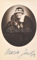 Maria Jeritza (1887-1982) opera-énekesnő aláírása az őt ábrázoló képen