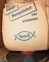 71 darab régi gramofon lemez, többsége papírtokban, érdekes darabokkal, klf méretben