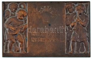 Németország DN(~1920) "Boldog Új Évet" egyoldalas bronz plakett, hátoldalon "Stuttgarter Metallwarenfabrik Wilh. Mayer &amp; Frz. Wilhelm" gyártói jelzéssel (40x60mm) T:XF, patina  Germany DN(~1920) "Happy New Year" one-sided bronze plaque with maker's mark on the reverse "Stuttgarter Metallwarenfabrik Wilh. Mayer &amp; Frz. Wilhelm" (40x60mm) C:XF, patina