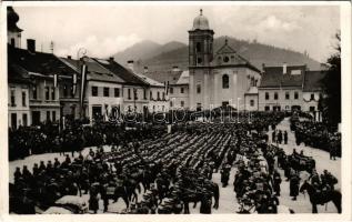 1938 Rozsnyó, Roznava; bevonulás / entry of the Hungarian troops + "1938 Rozsnyó visszatért" So. Stpl. (EK)