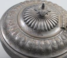 Antik ezüstözött kanna és tejkiöntő, tejkiöntő lába sérült, jelzett, m: 16 cm alatt