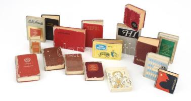 17 darab klf minikönyv