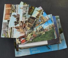 Kb. 100 db MODERN külföldi város képeslap
