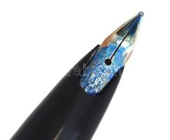 Sheaffer 632 töltőtoll, tokban