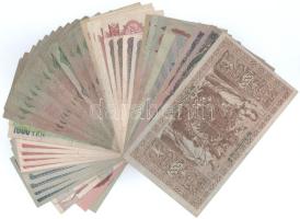 49db-os magyar és külföldi bankjegytétel T:AU-F
49pcs Hungarian and foreign banknote lot C:AU-F