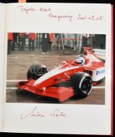 2001 Formula-1, Toyota teszt a Hungaroringen (pilóták: Mika Salo, Allan McNish), fotóalbum 16 db színes fotóval, 12,5x17,5 cm méretben