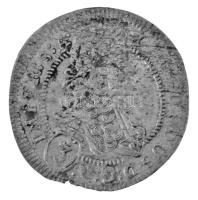 Csehország / Történelmi Tartomány 1704GE 3kr Ag "I. Lipót" Prága (1,70g) T:VF, patina, kitörés Bohemia 1704GE 3 Kreuzer Ag "Leopold I" Prague (1,70g) C:VF, patina, crack Krause KM#590