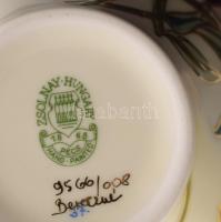 Zsolnay Virág mintás váza. Kézzel festett, jelzett, hibátlan m:18 cm