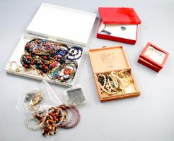 Vegyes bizsu csomag, közte ezüst darabbal is