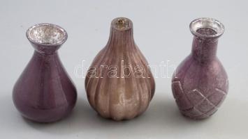 3 darab lilán színezett foncsorozott üveg design váza, m: 10-13 cm