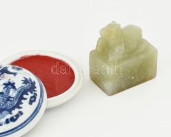 Kalligráfia készlet dobozában, pecsétviasztartó tartalommal, ló figurális pecsételő