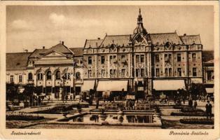 Szatmárnémeti, Szatmár, Satu Mare; Pannónia szálloda, automobil, park / hotel, automobil, park (ázott / wet damage)