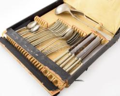 Berndorf alpakka hat személyes evőeszköz készlet, jelzett, eredeti dobozában, a doboz nagyon sérült