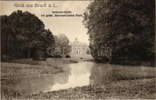 Lajtabruck, Bruck an der Leitha; Schloss Prugg-Idylle im gräfl. Harrach'schen Park / Harrach kastély (Prugg kastély) kertje. J. Sagl utóda O. Deyssig kiadása / castle park