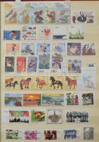 Több mint 1000 db bélyeg 10 lapos A4 berakóban:

NSZK 1946-2006 742 db bélyeg és 7 blokk, közte ös...