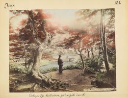 cca 1900 Kusakabe Kinbei, (1841-1932) Japán, Tokyo Mukojima cseresznyefa fasor / Tokyo Oji- juharfák. magyar utazó által feliratozott kétoldalas fotó 33x26 cm /  circa 1900 Japanese Kusakabe Kinbei (1841-1932), photos of Autumn view of Maples Oji, Tokyo / Tokyo Mukojima cherry trees double-sided cardboard 33x26 cm