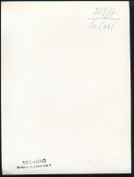 cca 1930-1940 Szendrő István (1908-2000): Tánc a réten, pecséttel jelzett fotó, 23×17,5 cm cm