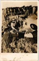 1943 Hortobágy, csikósok, N. Németh kiadása (fl)