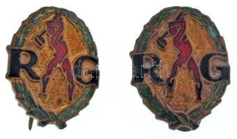 ~1945-1948. "RG" a Szociáldemokrata Párt (SZDP) Rendezői Gárda részben zománcozott bronz jelvénye és gomblyukjelvénye (2xklf, 20x16mm) T:AU apró zománchibák / Hungary ~1945-1948. "RG" partially enameled bronze badge and buttonhole badge of the Social Democratic Party (SZDP) Directors' Guard" (2xdiff, 20x16mm) C:AU small enamel errors