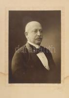 cca 1910 Férj és feleség portréja, 2 db fotó, Uher Ödön ceruzával jelzett felvételei, kartonra kasírozva, ázásnyommal, 36x26 cm