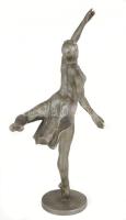 Galina Ulanova balett-táncos szobra. cca 1970, alumínium, Szovjetúnió, jelzés nélkül, m: 37,5 cm